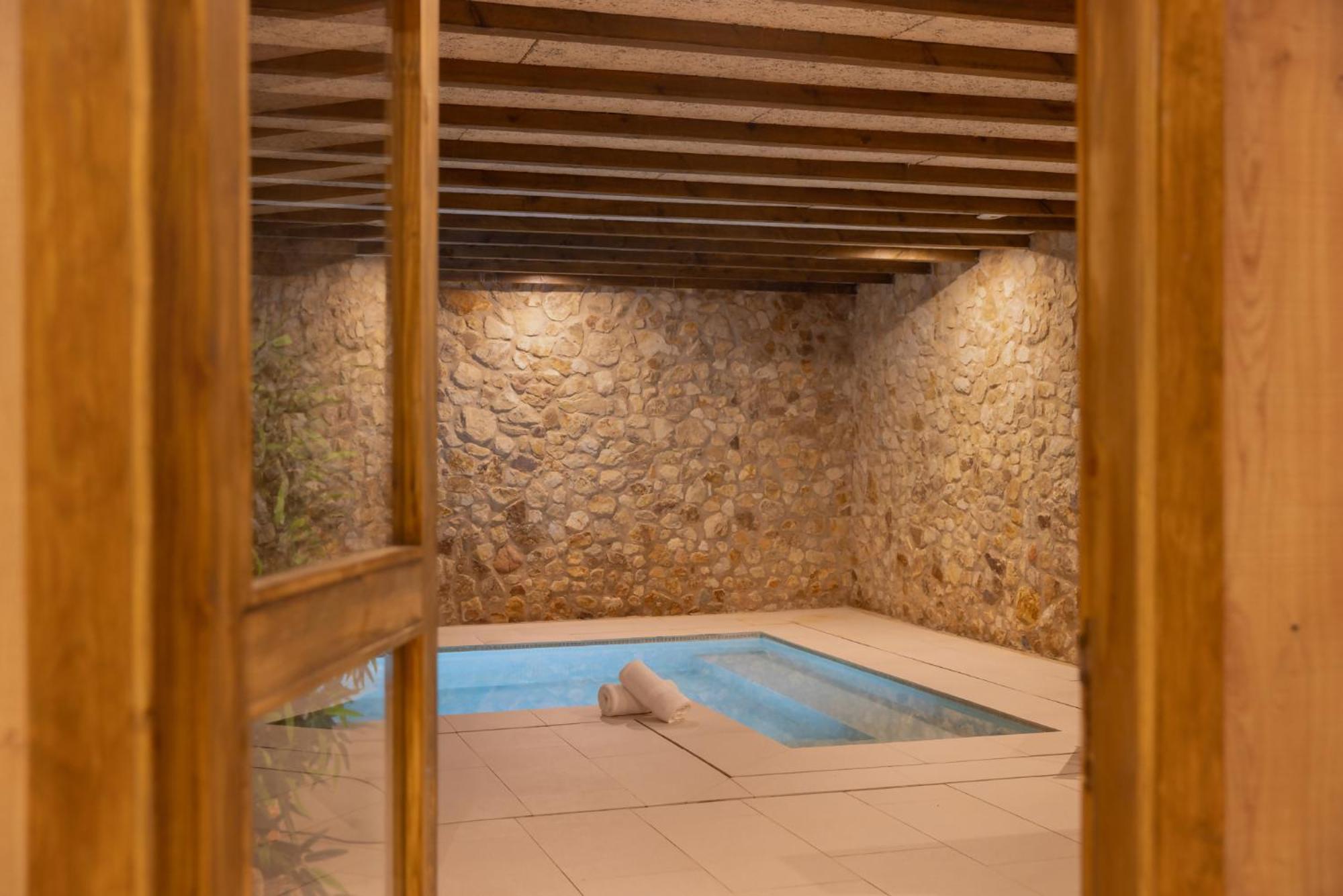 Can Bufi Espectacular Casa Con Piscina Interior Льягостера Экстерьер фото